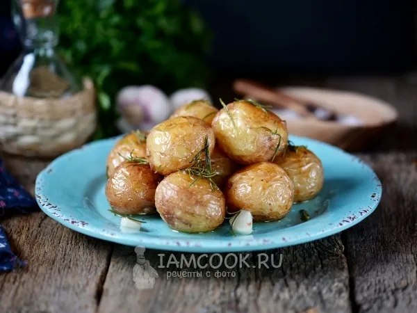 Фото блюда: Картошка в мундире в духовке