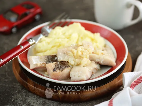 Фото блюда: Рыба припущенная (с овощами)