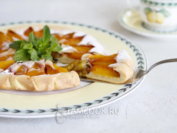 Фото блюда: Пирог с персиками и инжиром