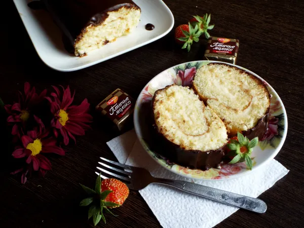 Фото блюда: Бисквитный рулет «Птичье молоко»