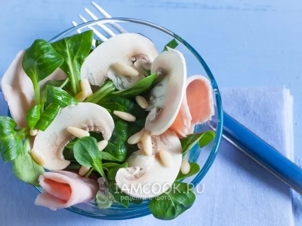 Фото блюда: Салат из свежих шампиньонов