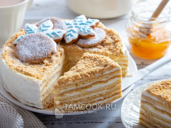 Фото блюда: Торт «Медовик» с кремом маскарпоне