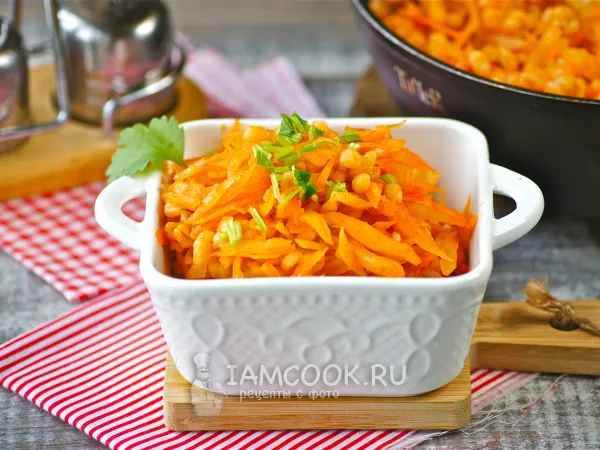 Фото блюда: Тушеная капуста с перловкой (постная)