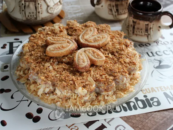 Фото блюда: Торт «Наполеон» из печенья «Ушки» со сгущенкой