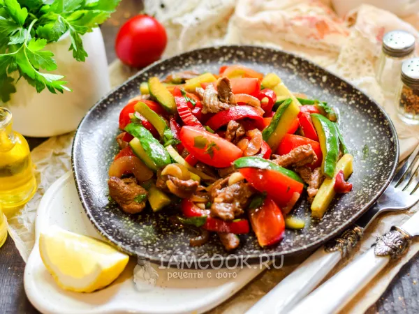 Фото блюда: Тайский жареный салат с говядиной