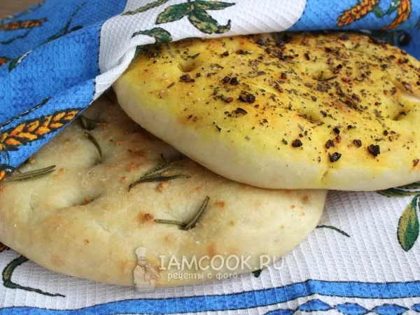 Фото блюда: Фокачча тонкая с ароматными травами