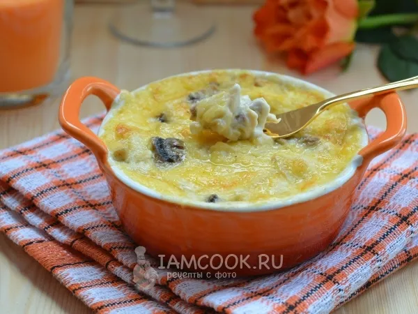 Фото блюда: Жульен с курицей и шампиньонами в духовке