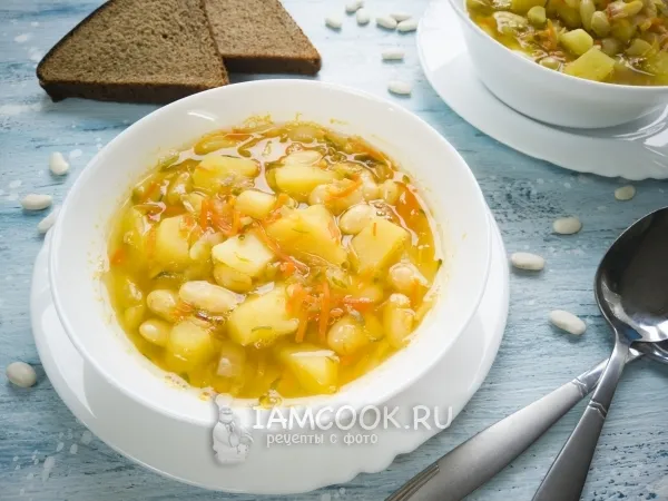 Фото блюда: Рассольник с фасолью и солеными огурцами