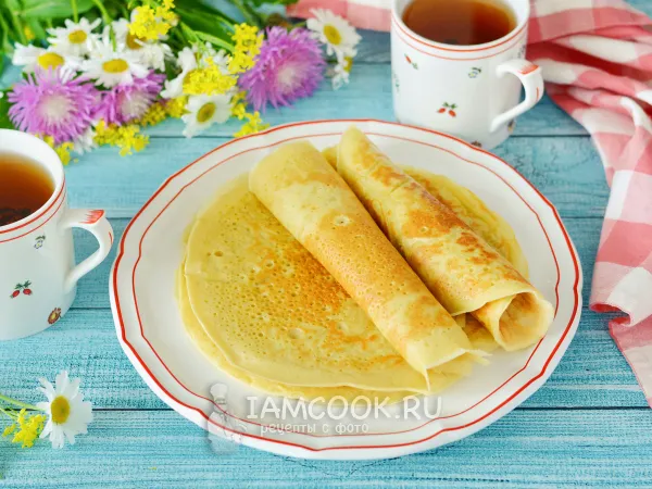Фото блюда: Толстые блины на воде с яйцами