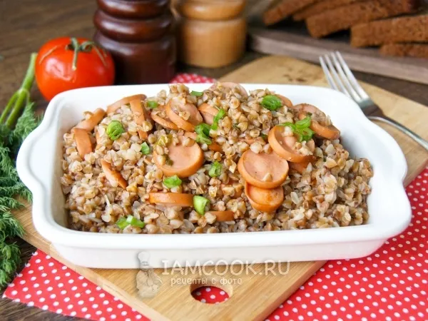 Фото блюда: Гречка с сосисками