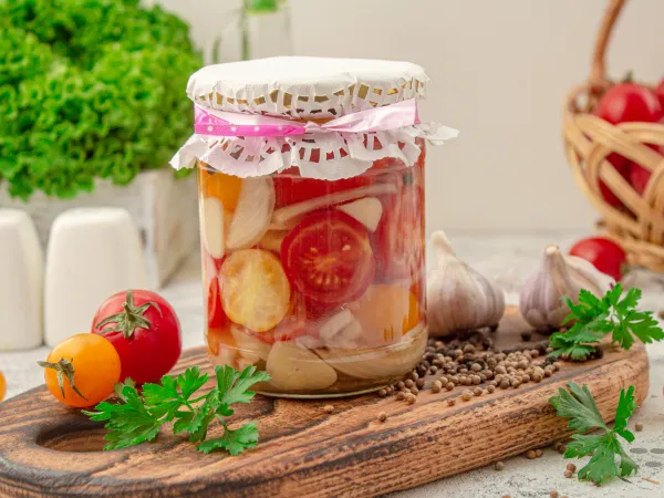 Фото блюда: Салат из помидоров черри на зиму