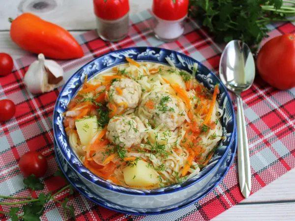 Фото блюда: Лагман с фрикадельками