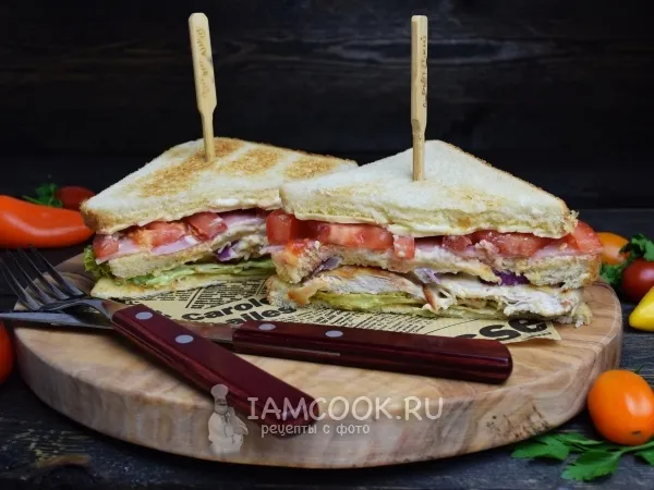 Фото блюда: Клаб-сэндвич с курицей