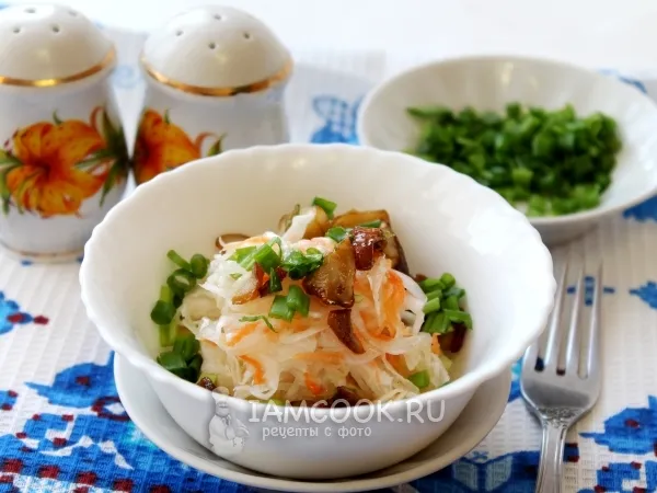 Фото блюда: Салат с белыми грибами