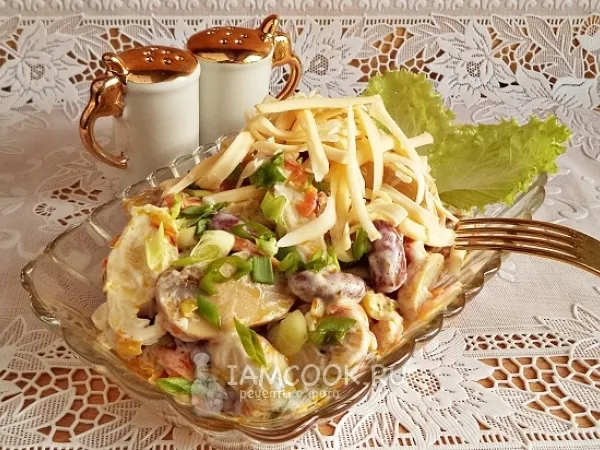 Фото блюда: Салат с курицей фасолью и грибами