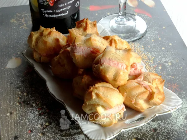 Фото блюда: Профитроли с крабовыми палочками