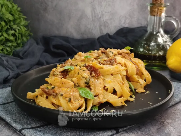 Фото блюда: Паста с курицей и пармезаном (по мотивам пасты Marry me)
