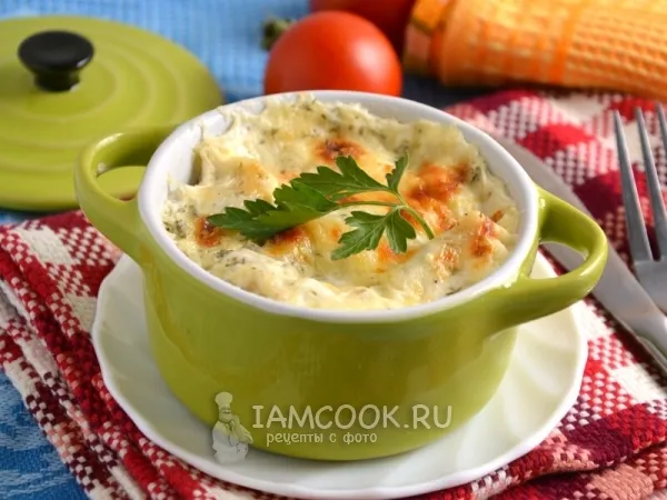 Фото блюда: Вареники с картофелем, запеченные под сырной корочкой