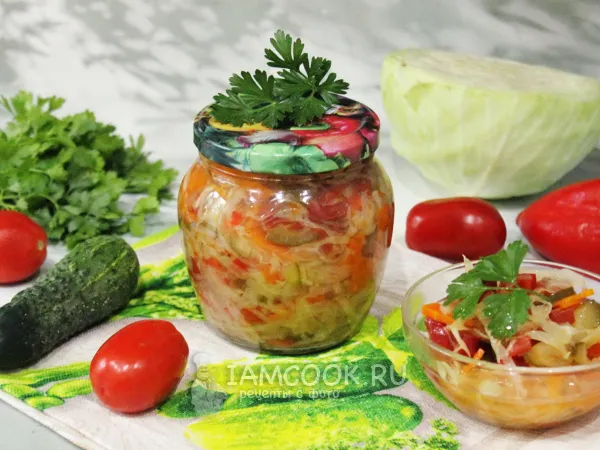 Фото блюда: Охотничий салат на зиму с капустой