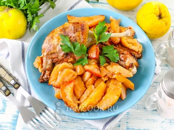 Фото блюда: Утка с айвой в духовке