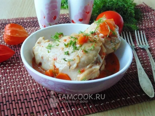 Фото блюда: Курица в сметанно-томатном соусе