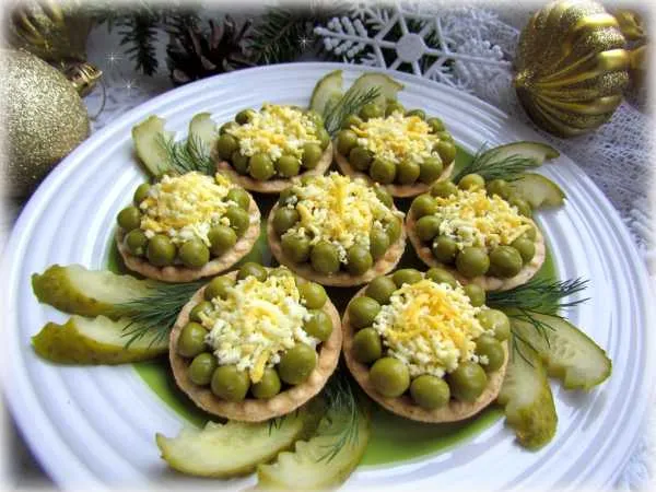 Фото блюда: Тарталетки с салатом из печени трески