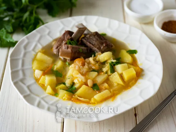 Фото блюда: Гороховый суп с бараньими ребрышками