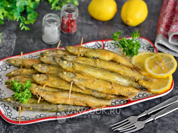 Фото блюда: Жареная мойва на шпажках на сковороде