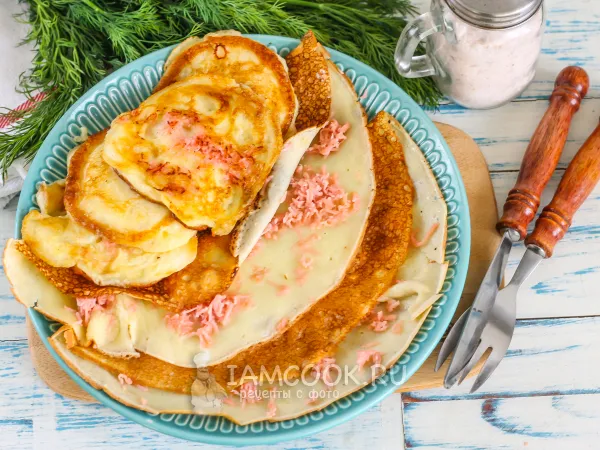 Фото блюда: Блины и оладьи с колбасным припеком