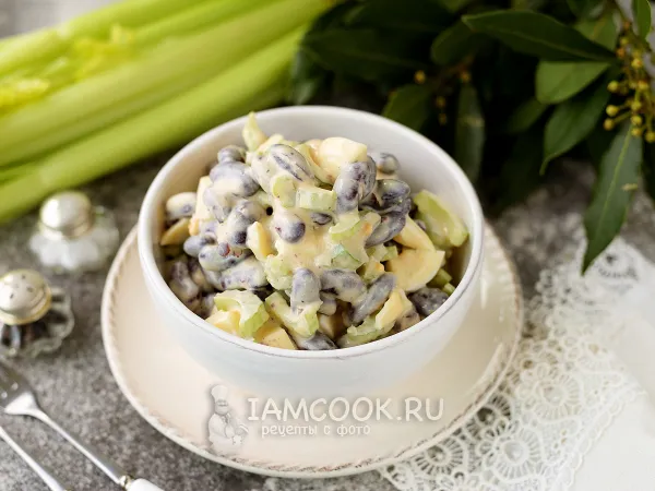 Фото блюда: Салат с фасолью и сельдереем