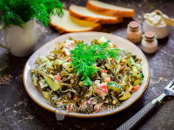 Фото блюда: Салат «Лагуна» с крабовыми палочками