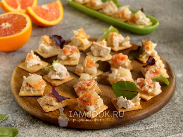 Фото блюда: Канапе с курицей, ананасом и апельсином