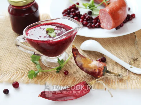 Фото блюда: Брусничный соус к мясу на зиму