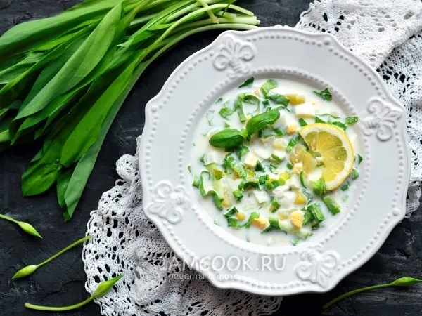 Фото блюда: Холодный суп с черемшой на кефире