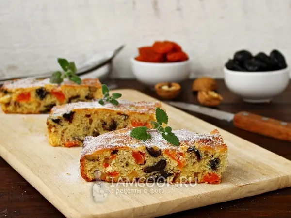 Фото блюда: Пирог с курагой и черносливом