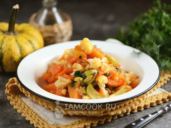Фото блюда: Рагу из тыквы с кабачком и цветной капустой