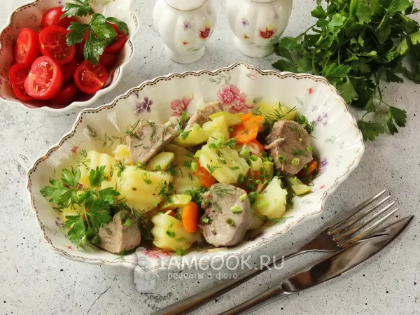 Фото блюда: Тушеные овощи с языком