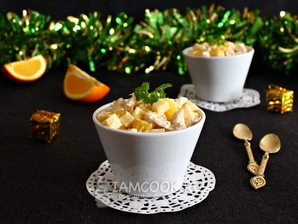 Фото блюда: Салат с апельсином, курицей и сыром