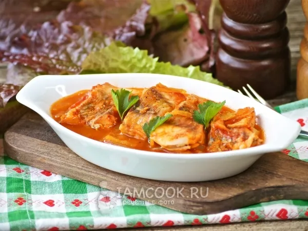 Фото блюда: Минтай в томатном соусе