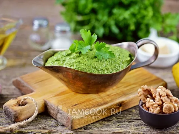 Фото блюда: Соус песто «Весенний» (из первой зелени)