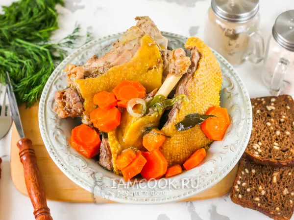 Фото блюда: Тушеная утка в собственном соку