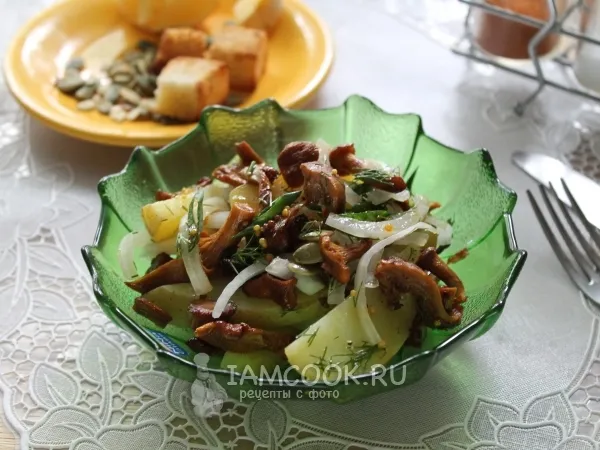 Фото блюда: Салат с лисичками