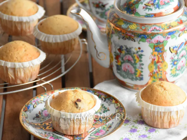 Фото блюда: Постные кексы с вяленой клюквой