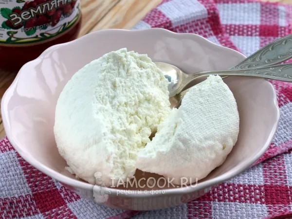 Фото блюда: Домашний творог из кефира на водяной бане