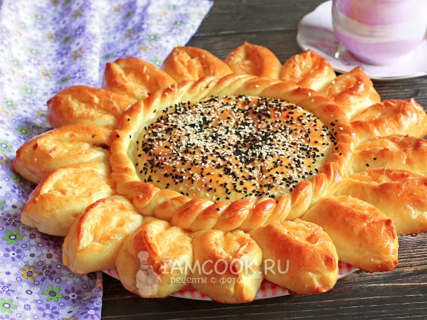 Фото блюда: Пирог «Подсолнух»