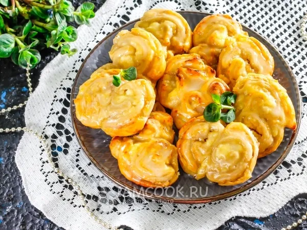 Фото блюда: Творожные завитушки в сметанной заливке