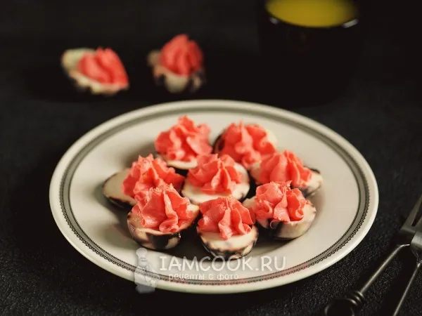 Фото блюда: Яйца дракона на Хэллоуин