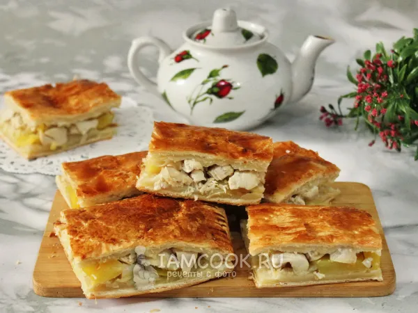 Фото блюда: Кубете (Кубэтэ) из слоеного теста с курицей