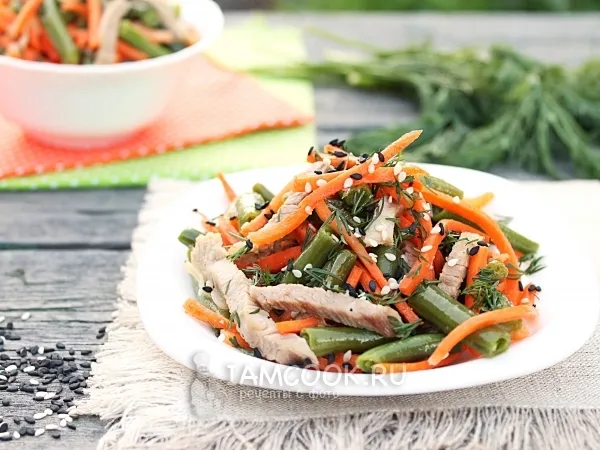 Фото блюда: Салат с фасолью и корейской морковью
