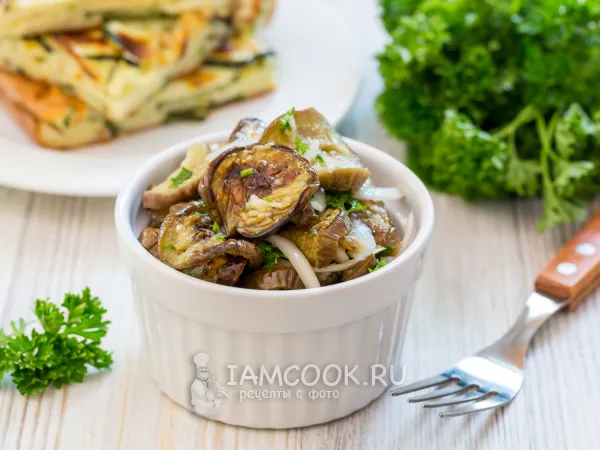 Фото блюда: Быстрые маринованные баклажаны с чесноком и зеленью